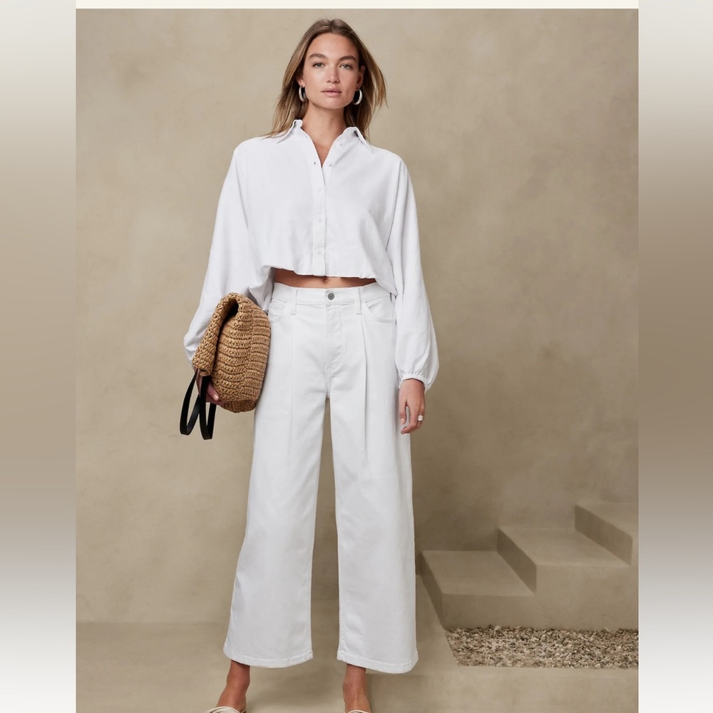 NEW: HIGH-RISE WIDE-LEG CROPPED JEAN size 8 (29)